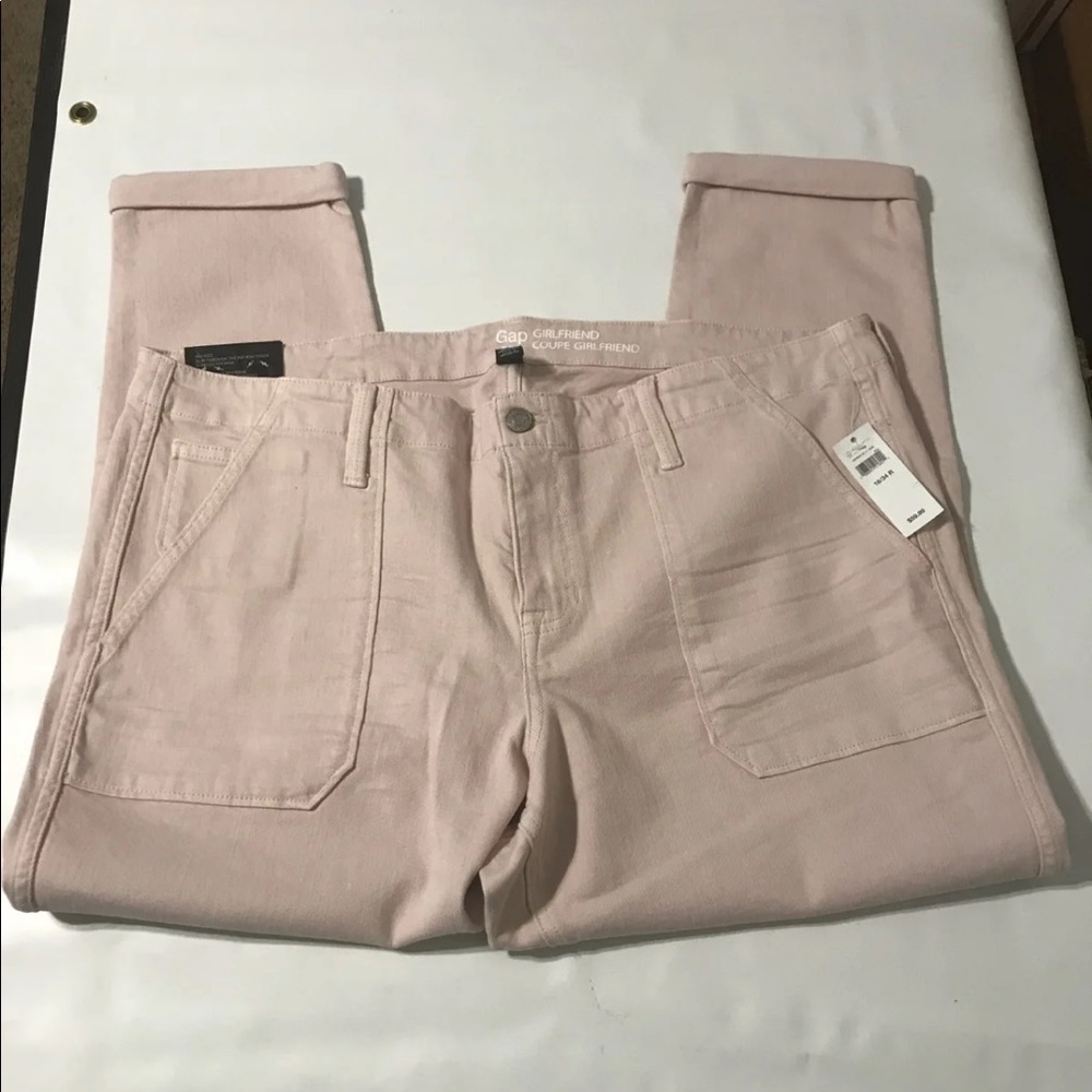 Gap Girlfriend Fit Ankle Cropped Jeans